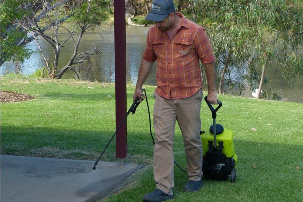 16L WeedMasta™ Rechargeable Backpack/Trolley Sprayer - Image 7