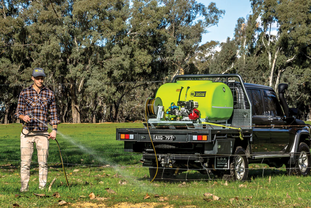 600L TopCrop™ Slip On Field Sprayer - Image 10