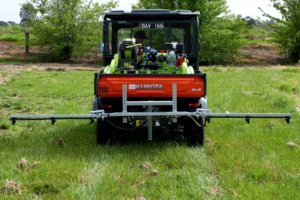 TTI Compact Galvanised Folding 4mtr Spray Boom With Goose Neck Attachment - Image 3